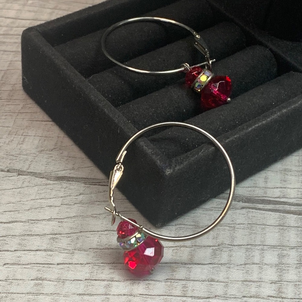 Silver Tone Hoop Earrings Ruby Red Faceted Crystal AB Rhinestone Charms 5547